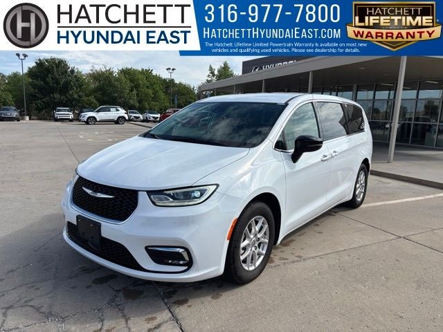 2024 Chrysler Pacifica Touring L in Bright White Clearcoat — front three-quarter view