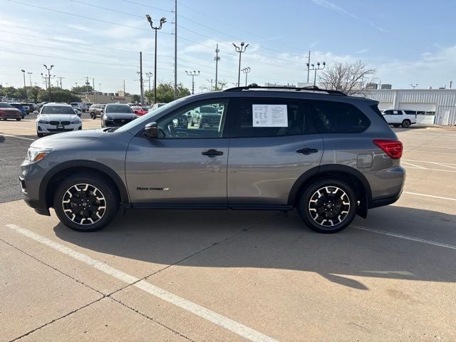 2019 Nissan Pathfinder — side profile view